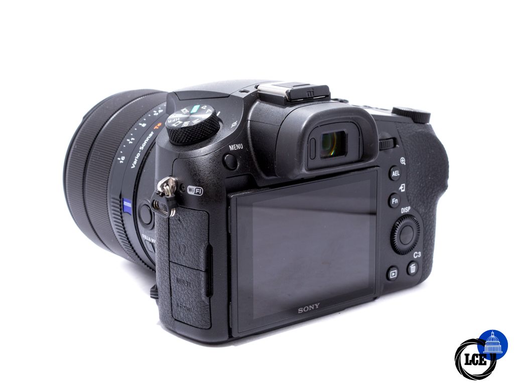 Sony Cyber-Shot RX10 IV *Boxed*