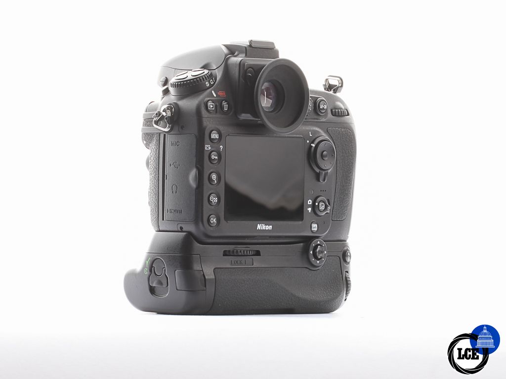 Nikon D800 Body + Grip [4*] | 10115017