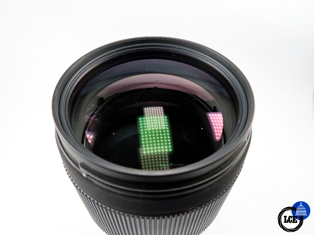 Sigma 100-300mm f4 APO DG HSM 