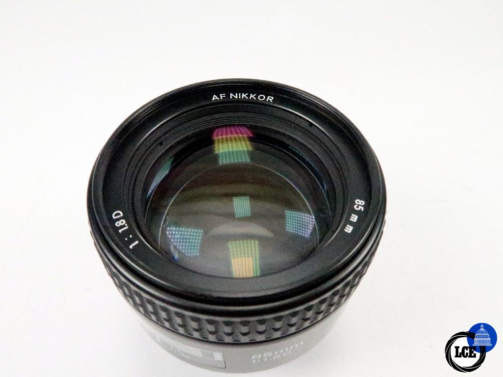 Nikon FX 85mm f1.8D