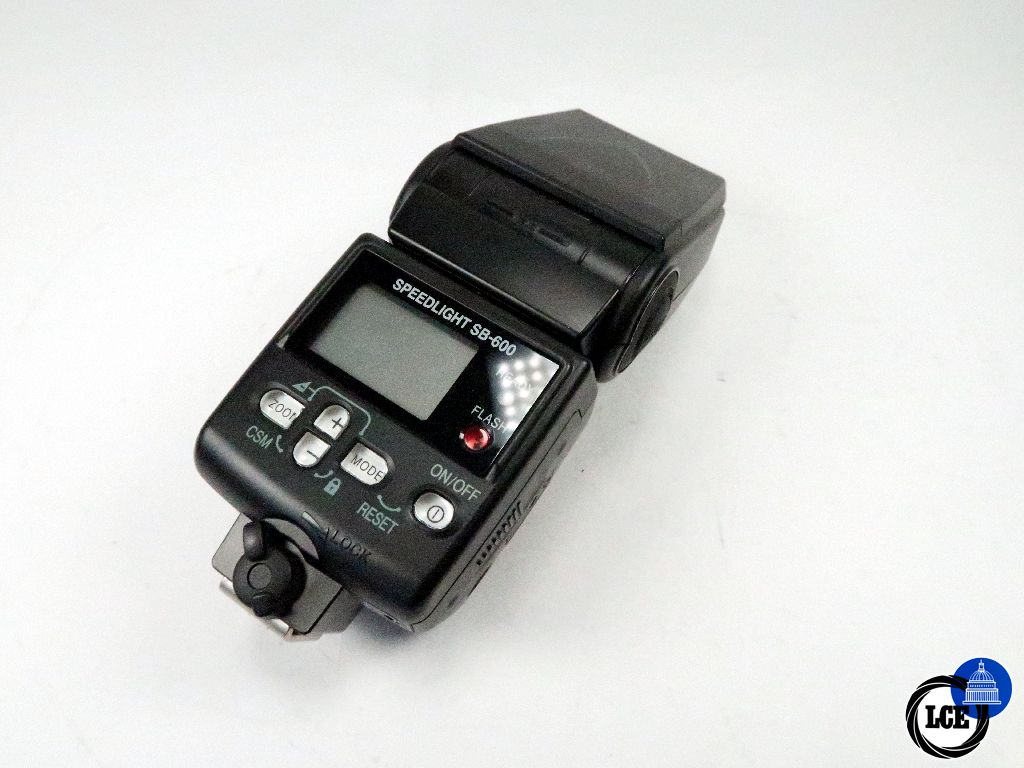 Nikon SB-600 Speedlight