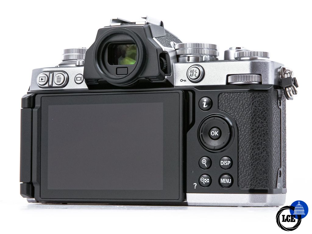 Nikon Z fc + 16-50mm VR **7.5k Shutter Count**