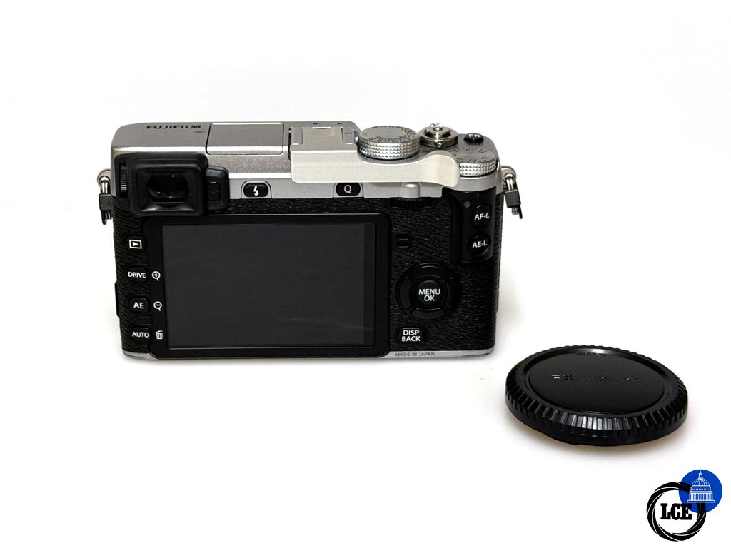 FujiFilm X-E2s Silver Body 