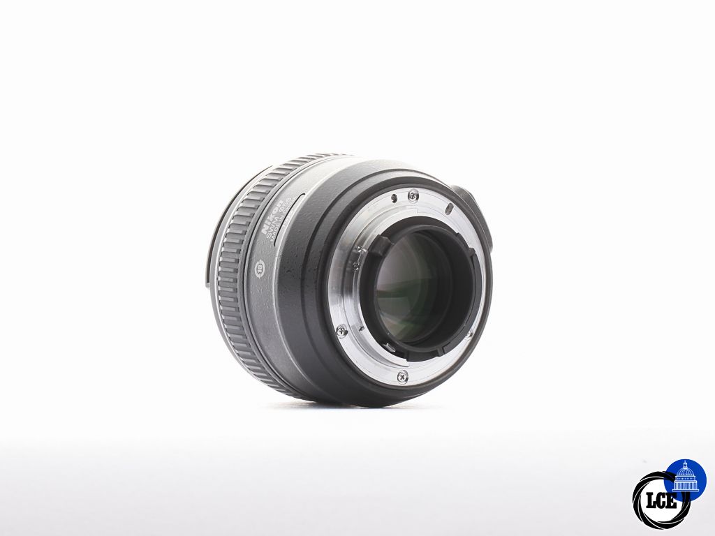 Nikon AF-S 35mm f/1.8G DX [4*] | 10113662