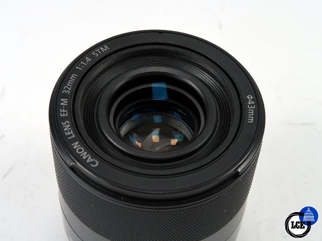Canon EF-M 32mm f1.4 STM