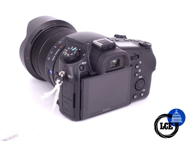 Sony CyberShot RX10 IV