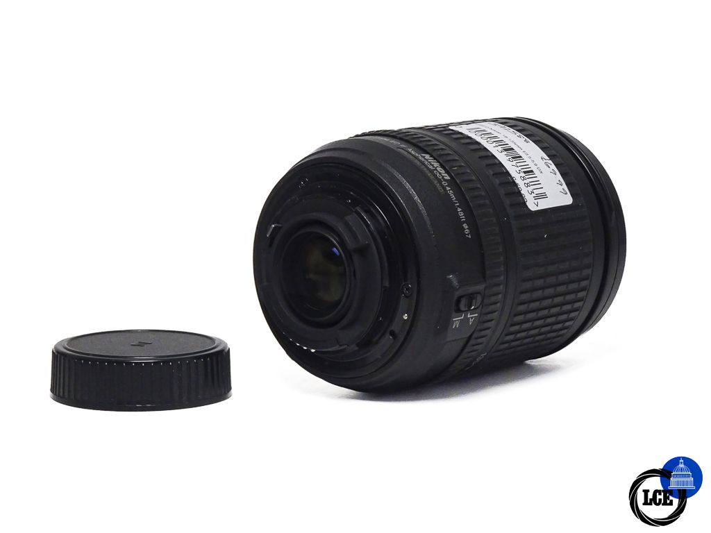 Nikon AF-S 18-135mm f/3.5-5.6 DX