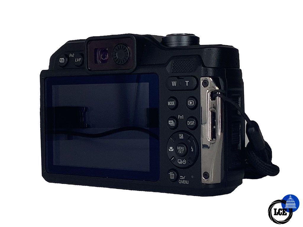 Panasonic LUMIX FT7