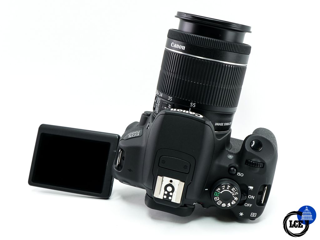 Canon EOS 700D + 18-55mm IS STM