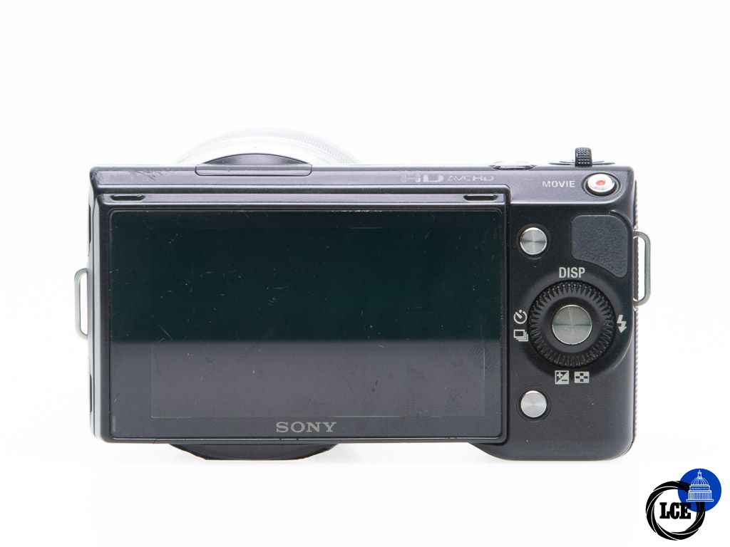 Sony NEX-5 + 18-55mm OSS + Mini Flash