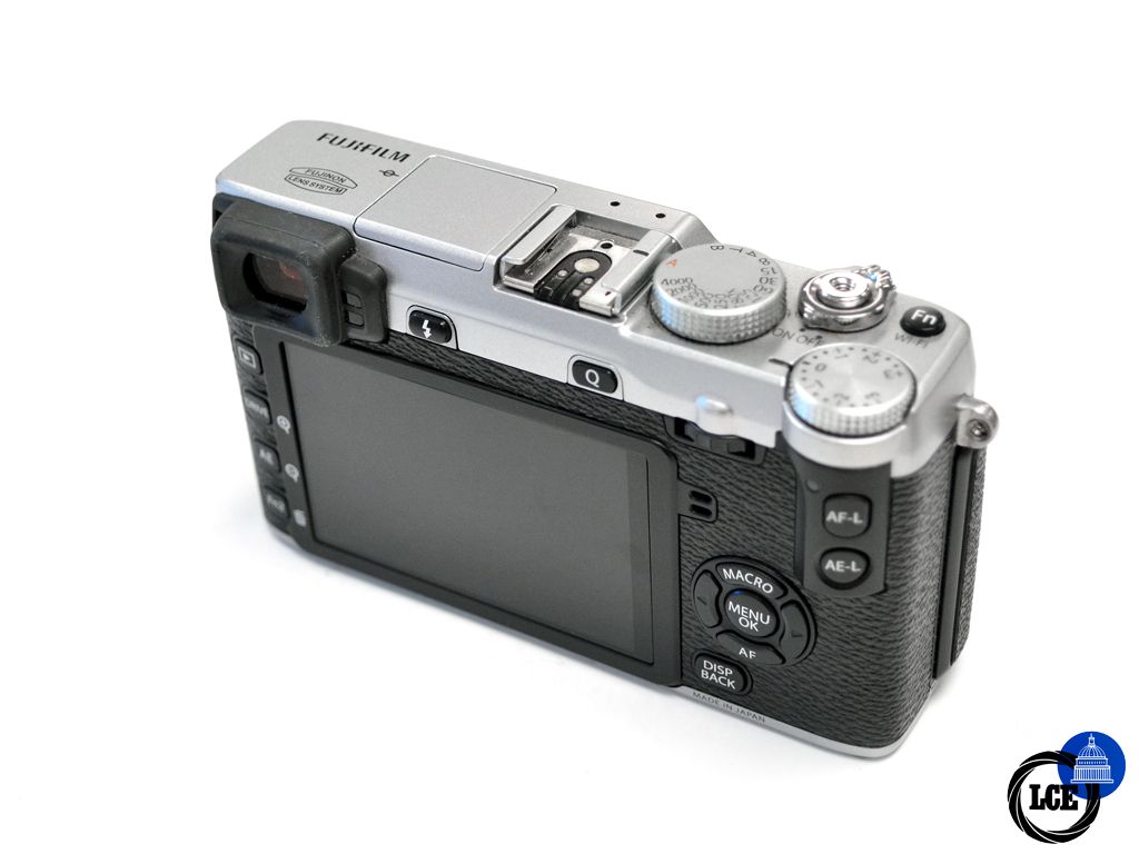 FujiFilm X-E2 Body Only - Silver