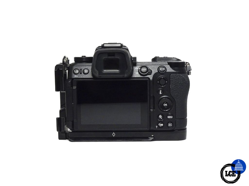 Nikon Z6 III + SmallRig Grip