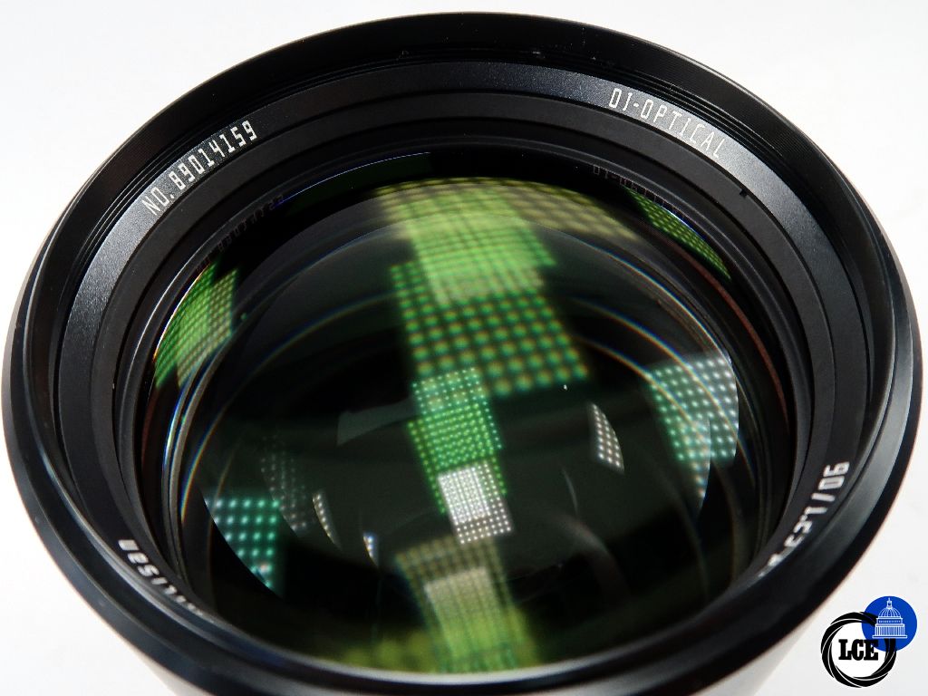 TTArtisan RF 90mm F1.25 (manual focus)
