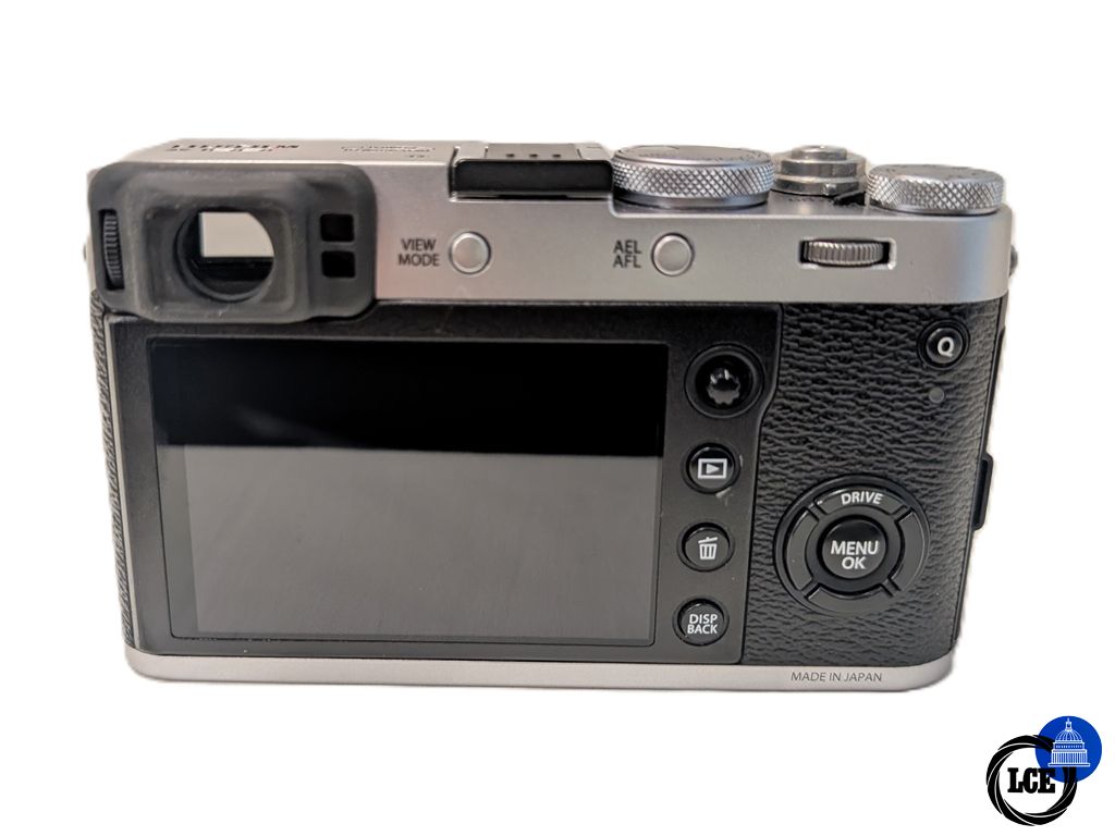 FujiFilm X100F Silver - 23.5k Shutter Count 