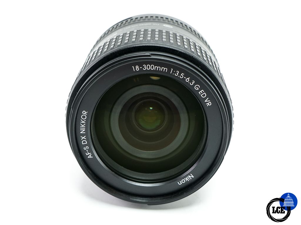 Nikon AF-S 18-300mmm F3.5-5.6G ED VR DX