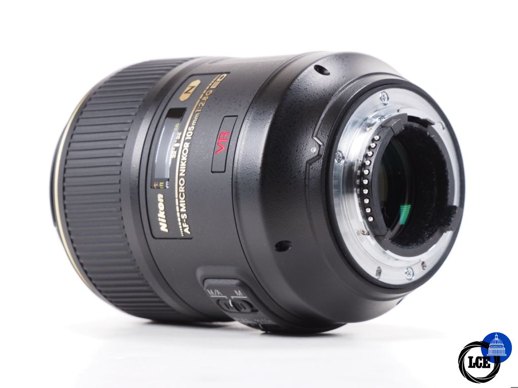 Nikon 105mm F2.8 Micro AF-S VR