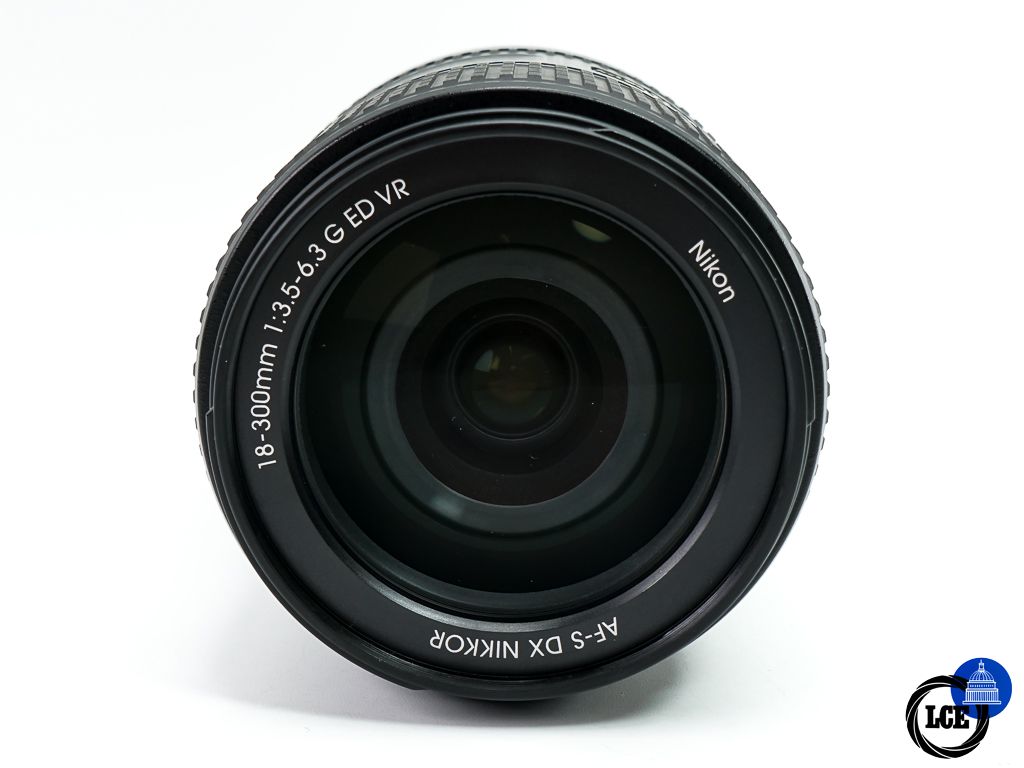 Nikon AF-S 18-300mm F3.5-6.3G ED VR DX