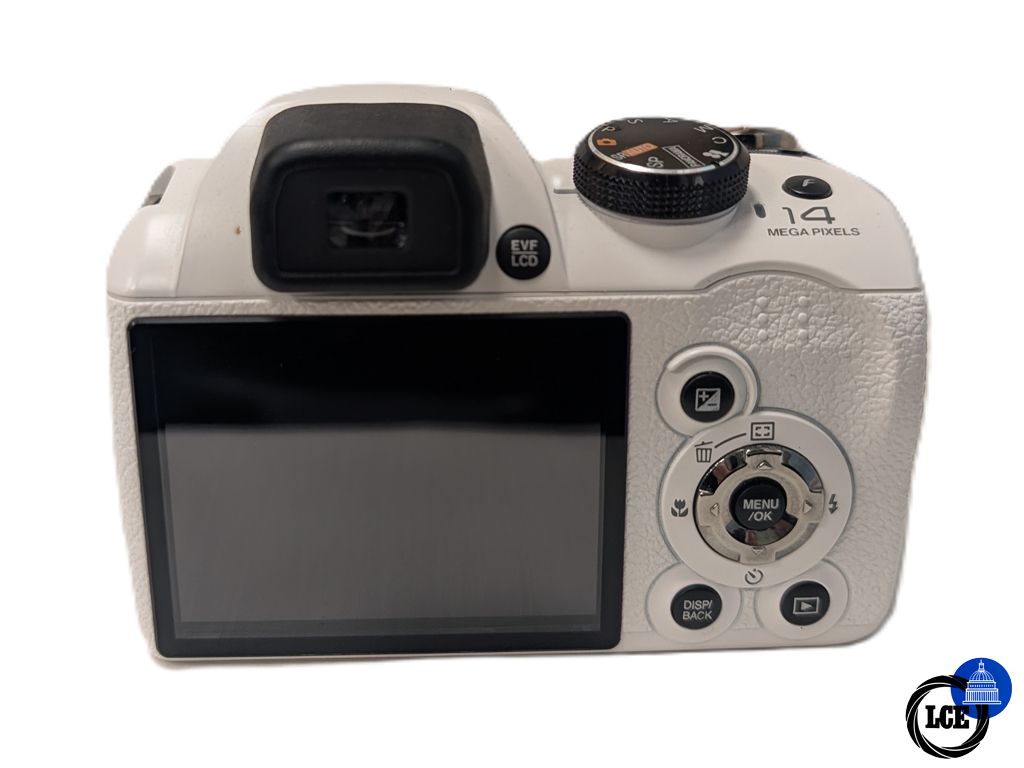FujiFilm Finepix S4300
