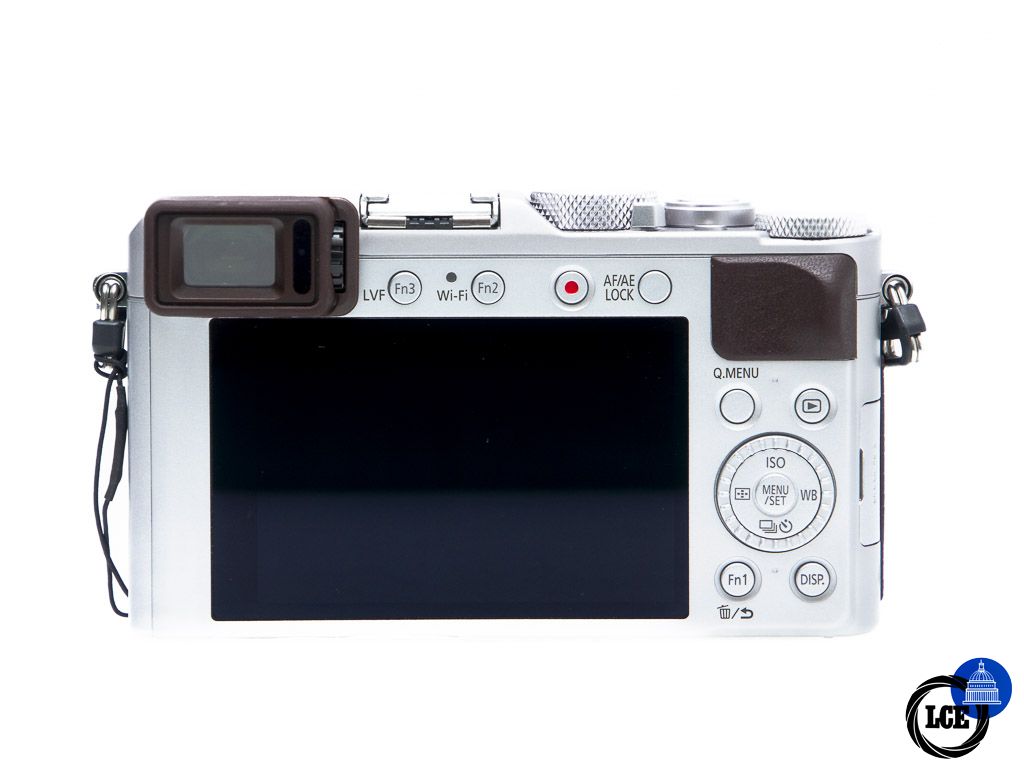 Panasonic Lumix LX100 + Case 