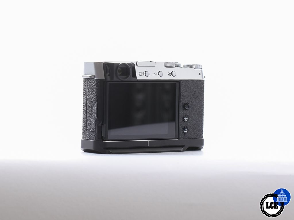 FujiFilm X-E4 body silver [4*] | 10115235