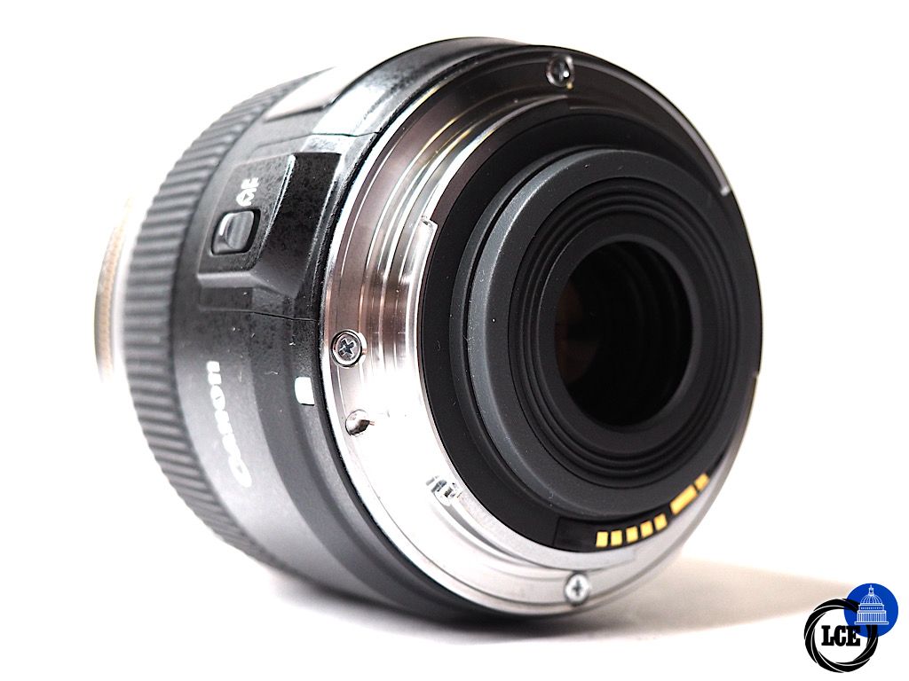Canon EF-S 60mm f2.8 USM