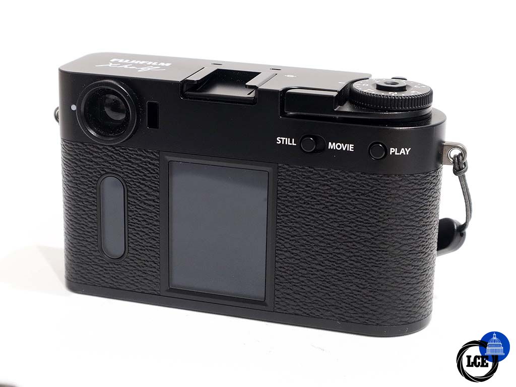 FujiFilm X half X-HF1