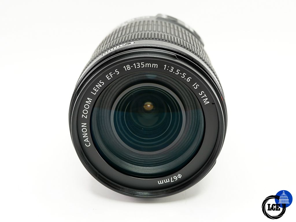 Canon EF-S 18-135mm F3.5-5.6 IS STM * BOXED + HOOD *