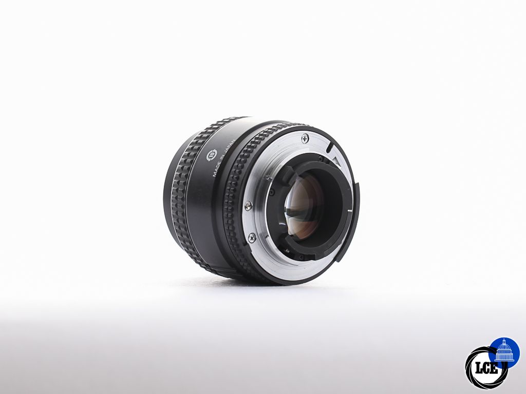 Nikon AF 35mm f/2 D [4*] | 10115226