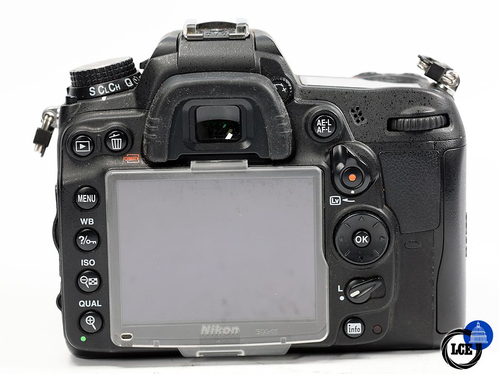 Nikon D7000 BODY  *BOXED*