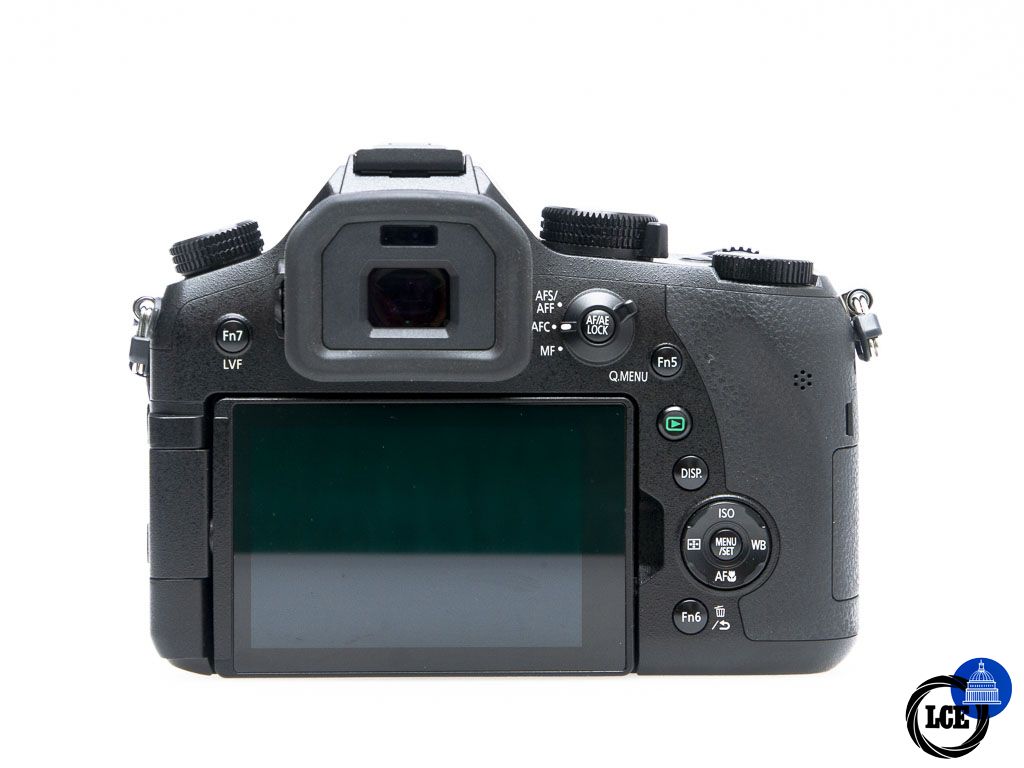 Panasonic Lumix FZ2000 