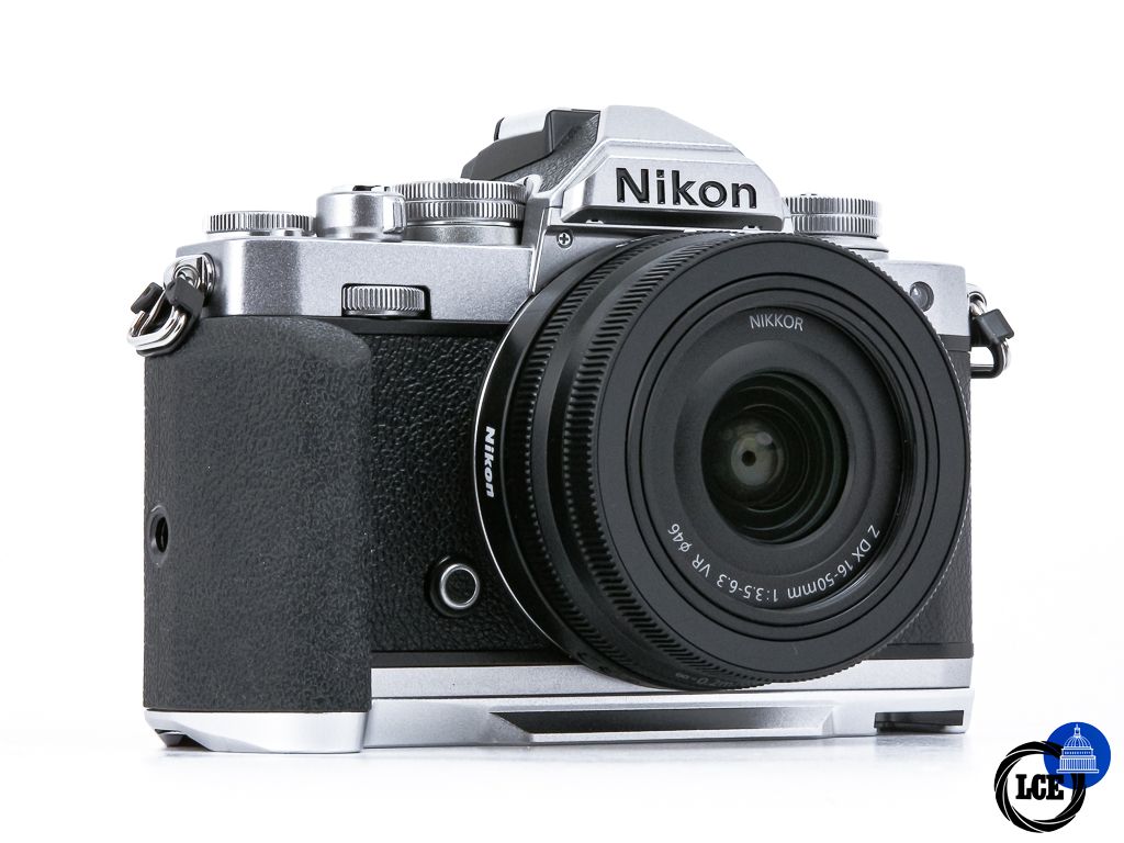 Nikon Z fc Body **<1k Shutter Count**