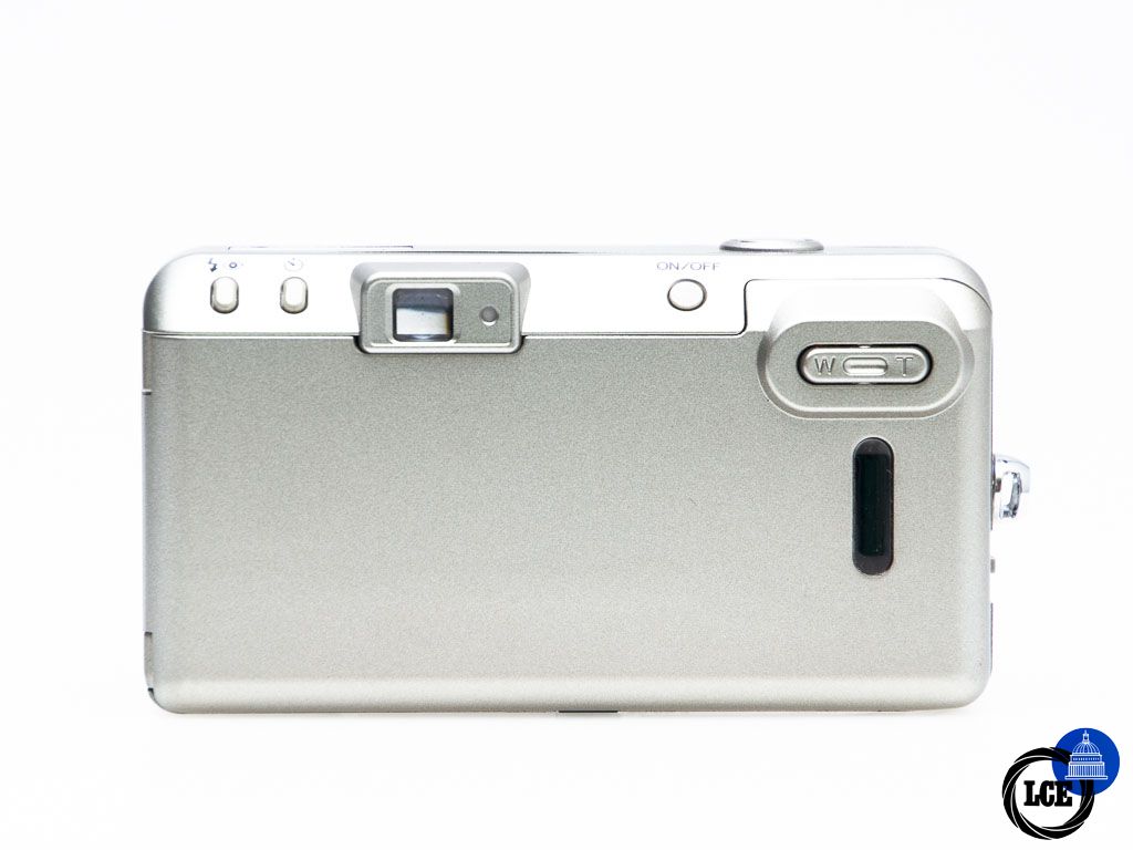 Minolta Riva 115 Zoom + Case