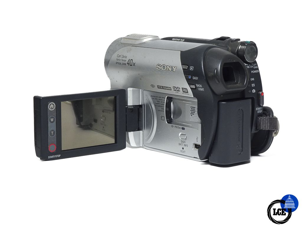 Sony DCR-DVD106 Camcorder