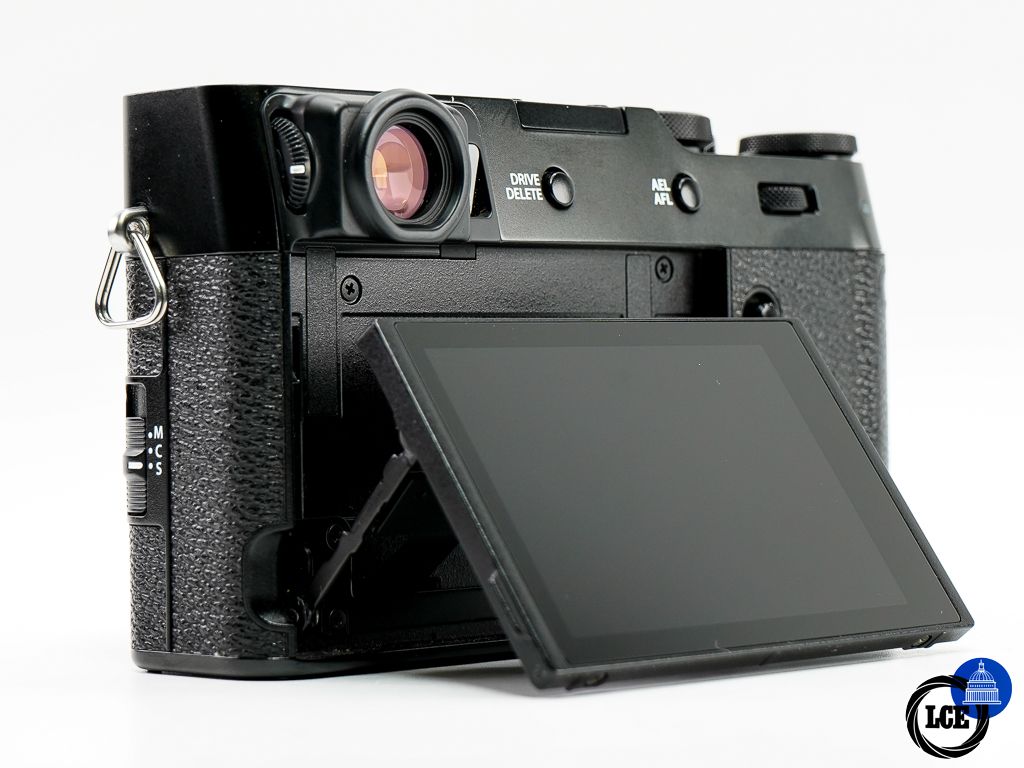 FujiFilm X100V  ** Low Shutter Count **