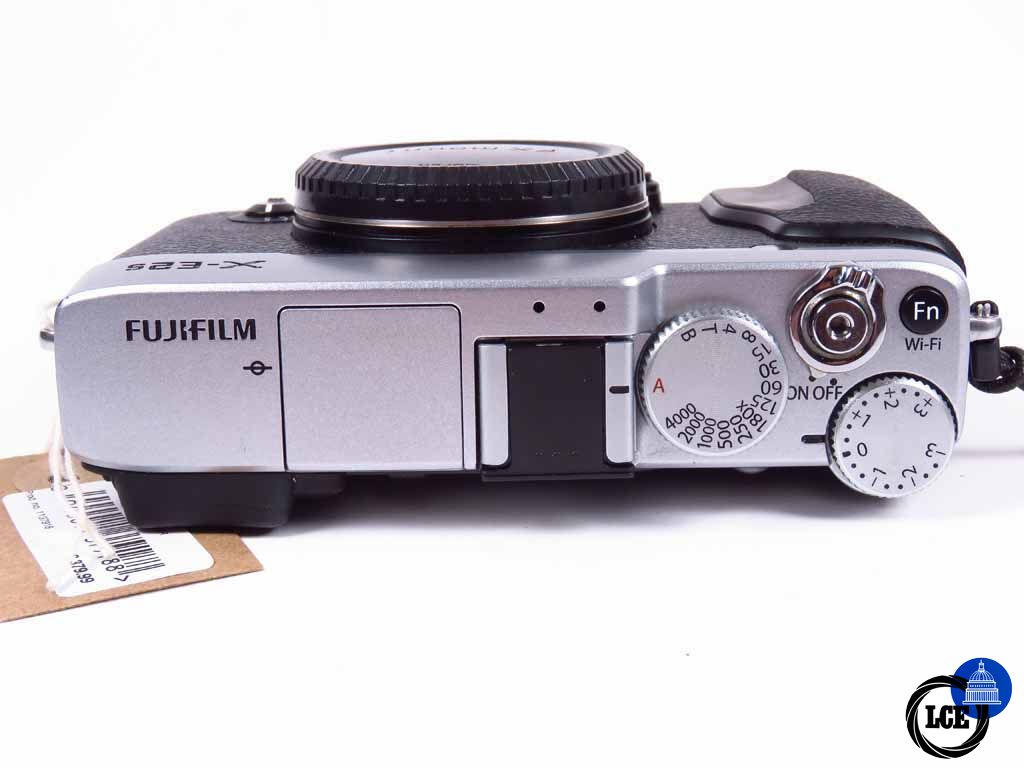 FujiFilm X-E2S Chrome