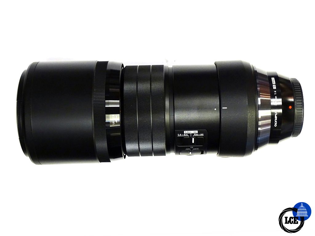 Olympus M.Zuiko Digital ED 300mm F4 IS Pro Lens