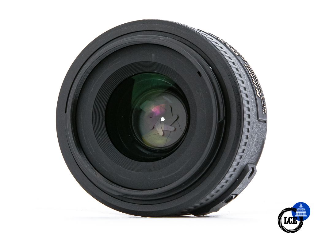 Nikon AF-S 35mm f1.8 G DX