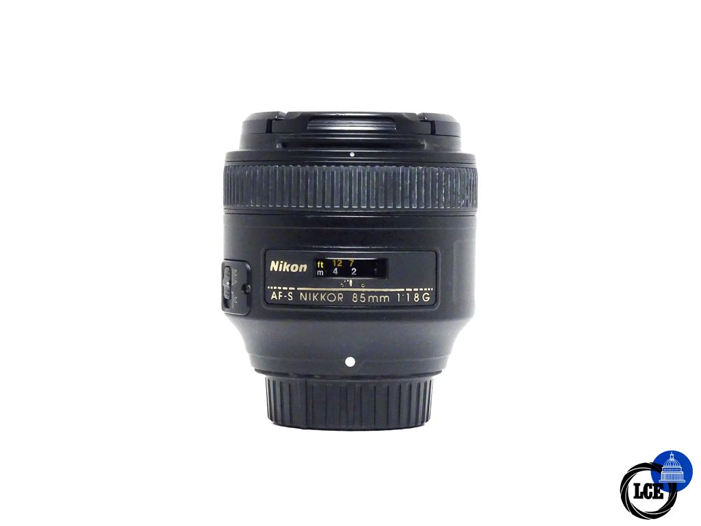 Nikon AF-S 85mm f/1.8G