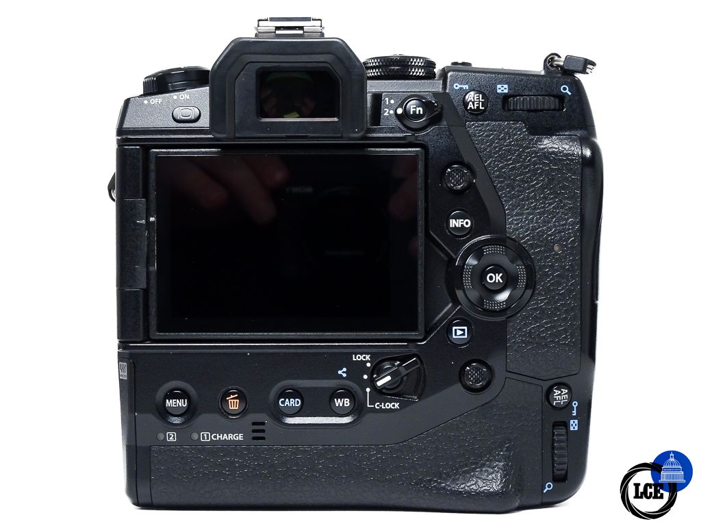 Olympus OM-D E-M1X