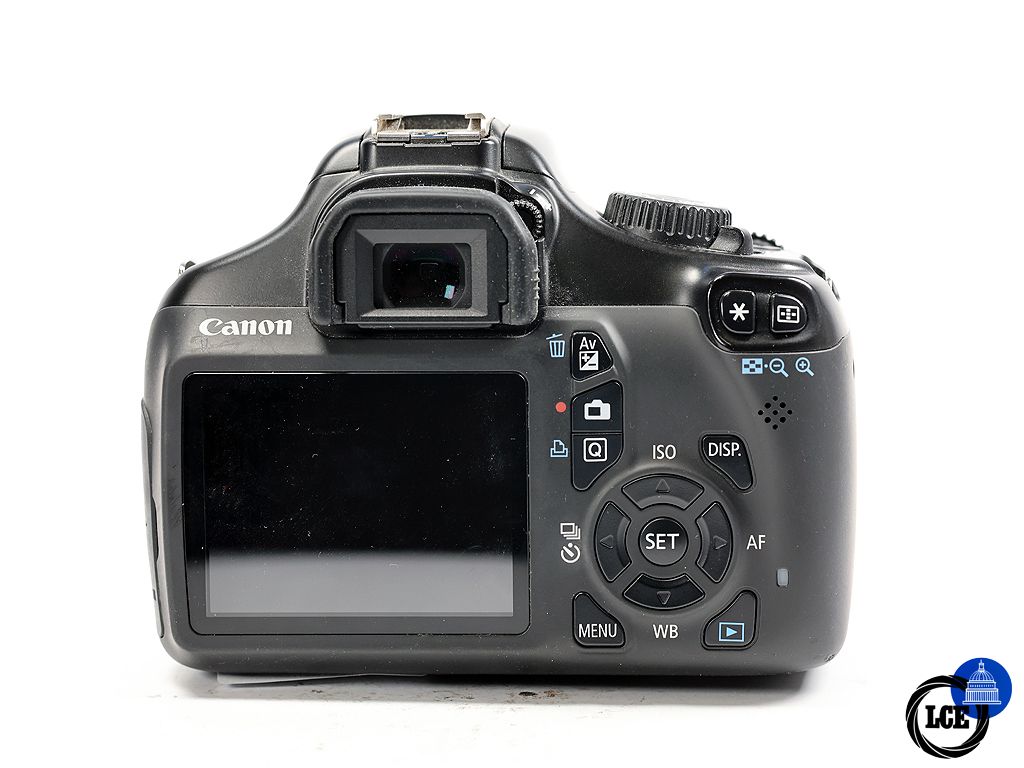 Canon EOS 1100D + 18-55mm f/3.5-5.6 IS II