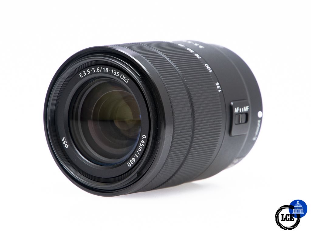 Sony E 18-135mm f/3.5-5.6 OSS  