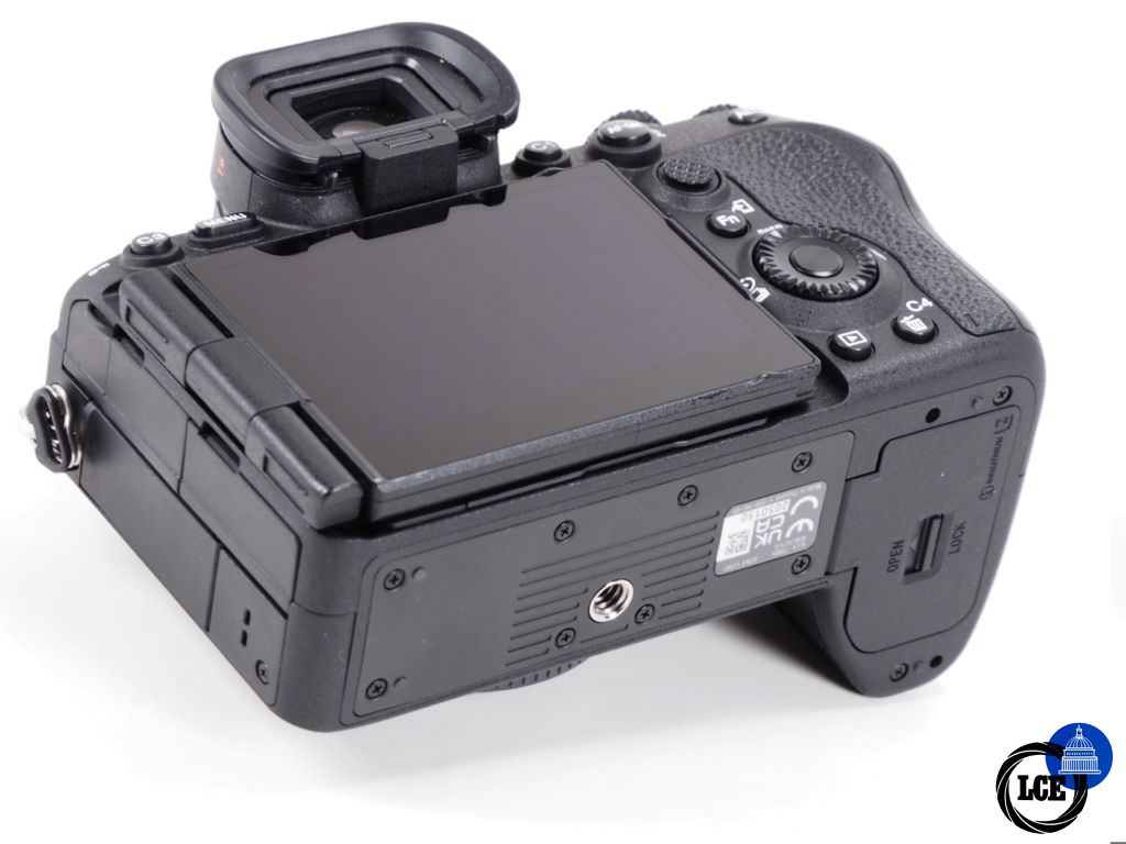 Sony A7R V Body