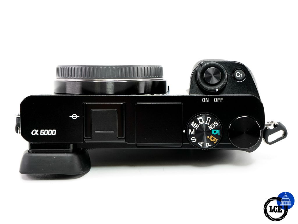 Sony A6000 Body Black * SHUTTER COUNT ON 1.6K *