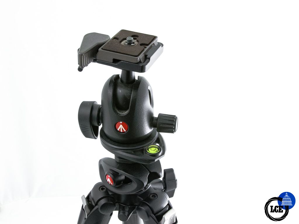 Manfrotto 190CXPRO3 + 496RC2