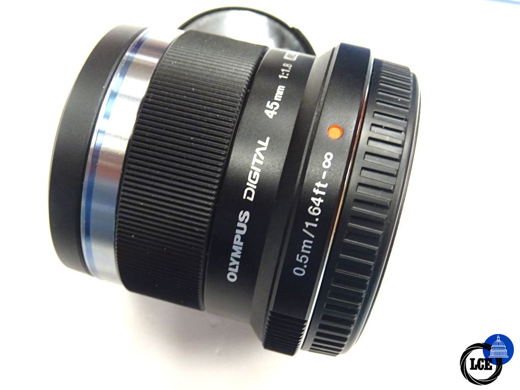 Olympus 45mm f1.8 
