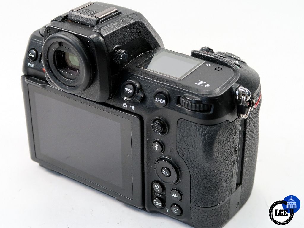 Nikon Z8 Body  192k electronic shutter only