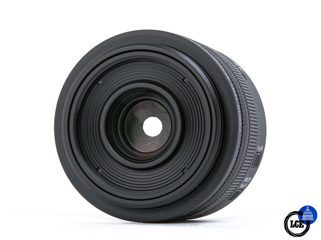 Canon RF 35mm f1.8 Macro IS STM