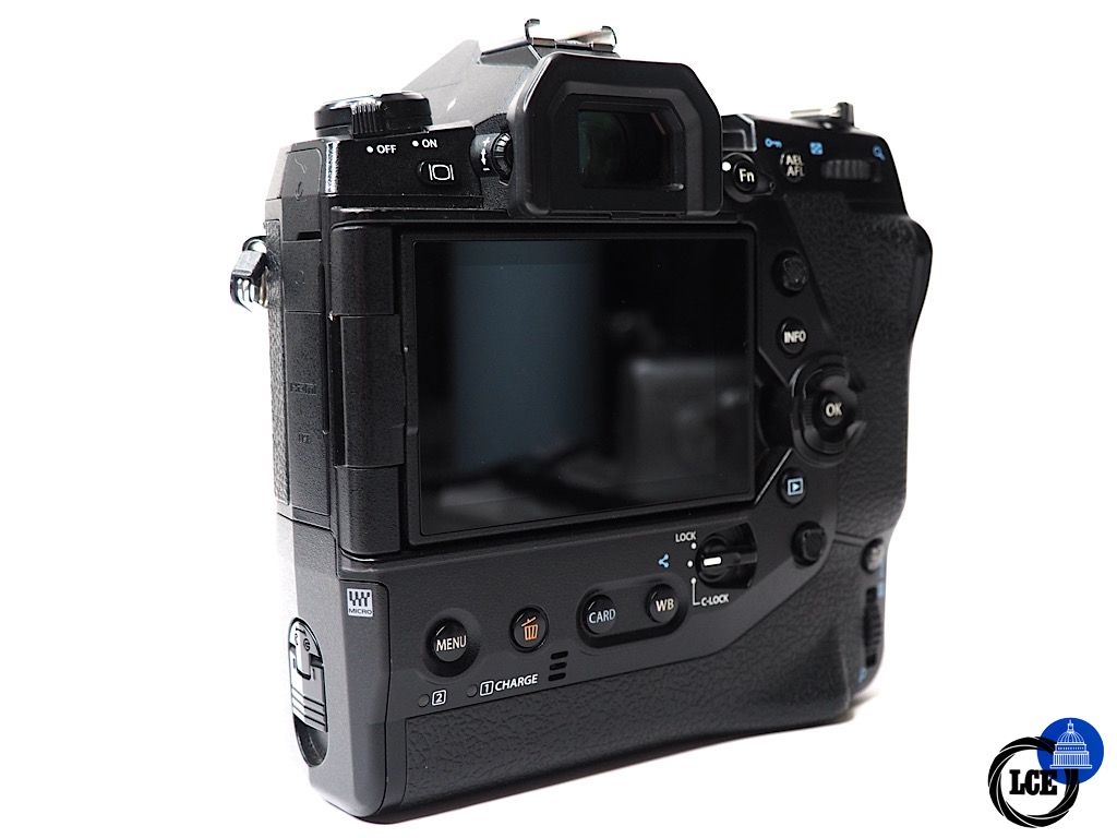 Olympus E-M1X