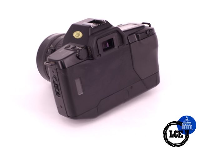 Canon EOS 650 + 35-70mm F3.5-5.6