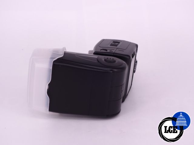 Nikon Speedlight SB700
